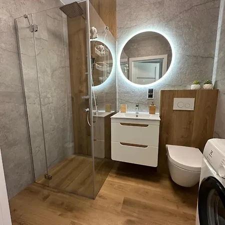 Debowe Wzgorze Apartment Zlotow (Greater Poland)