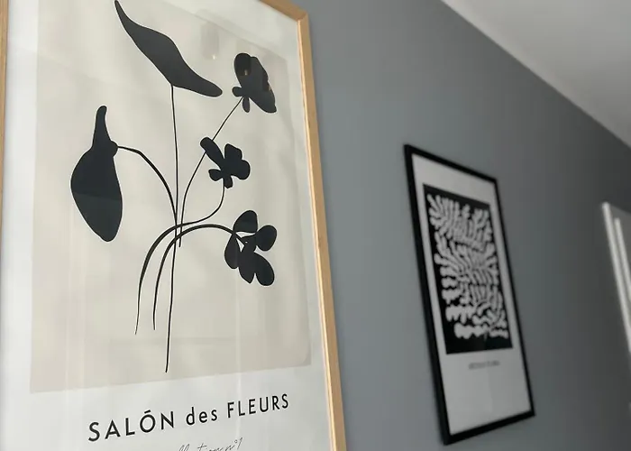 Debowe Wzgorze Apartment *